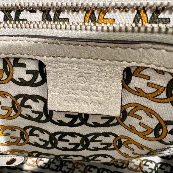 Gucci Python Britt Bag - Picture 9 of 16